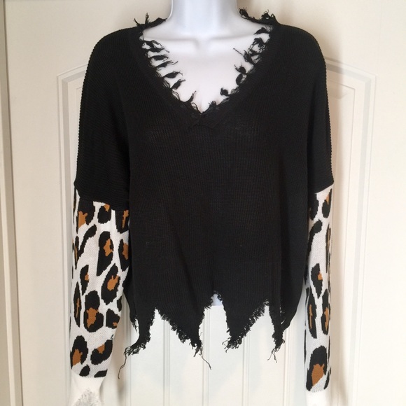 Shein black leopard sleeve raw hem sweater New M - Picture 5 of 8